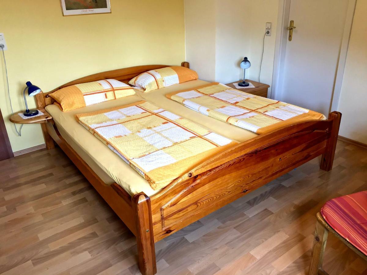 Gaestehaus Hoffmann Farschweiler Eksteriør billede