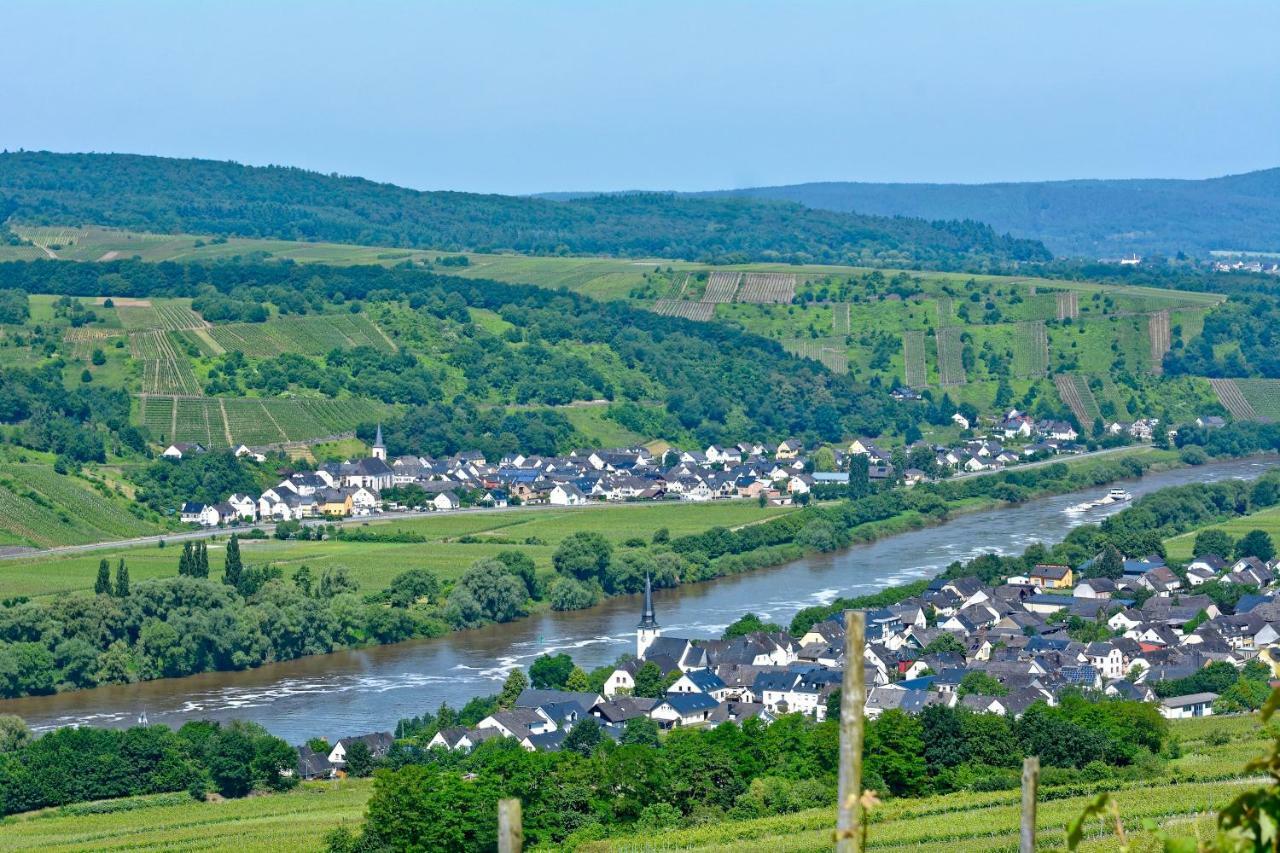 Gaestehaus Hoffmann Farschweiler Eksteriør billede